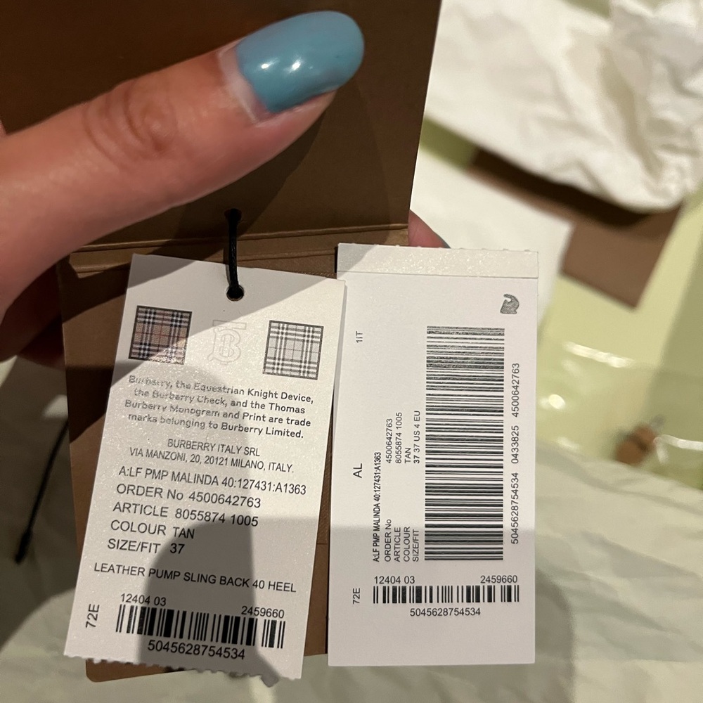 Burberry kitten heels - Picture 7 of 11